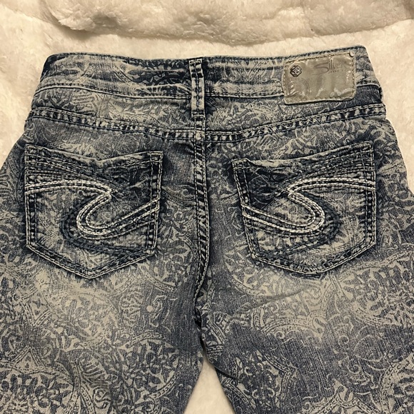 SILVER BRAND PRINTED CROPPED / CAPRI JEANS SIZE 25 - Picture 3 of 11